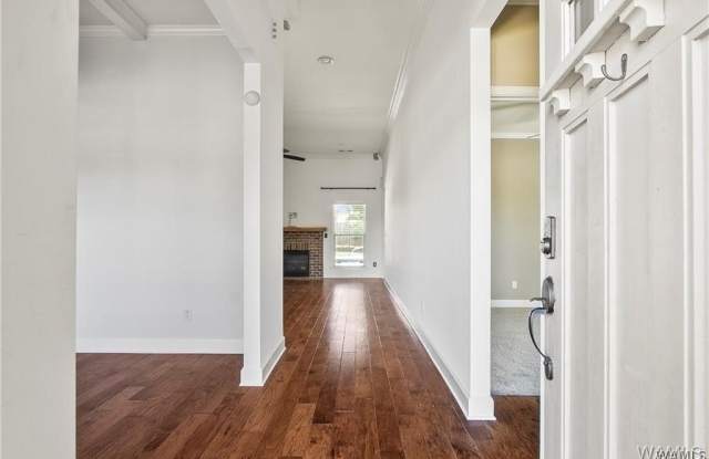 13455 Maple Leaf Circle Gallery 4