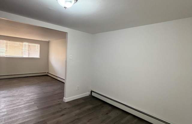 6016 N WARNOCK Street Gallery 4