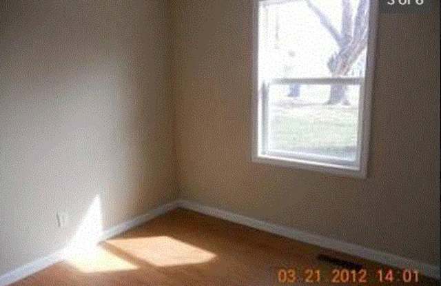3324 Ridgewood Drive Gallery 3