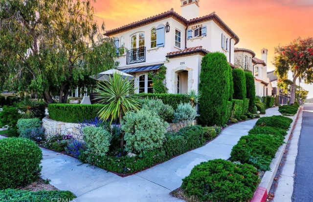 235 Poinsettia - 235 Poinsettia Avenue, Newport Beach, CA 92625