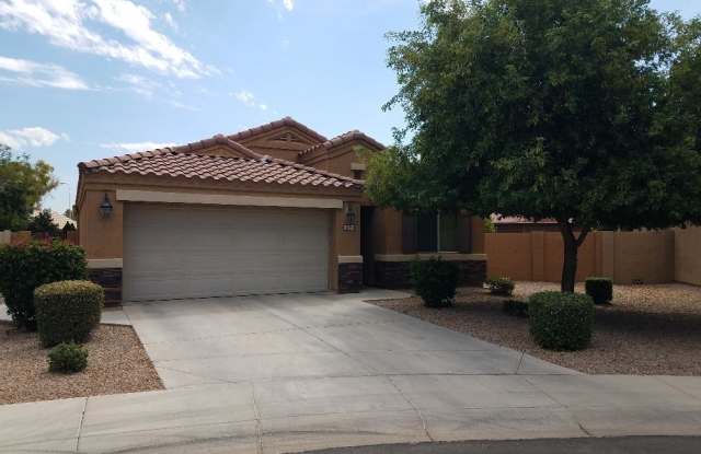 671 S VALENCIA Place - 671 South Valencia Place, Chandler, AZ 85226
