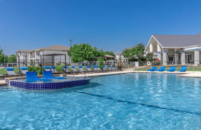 Fifteen12 at Bryan - Student Housing photos photos
