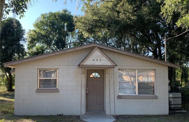 203 W NORTHSIDE DRIVE - 203 West Northside Drive, Polk County, FL 33853