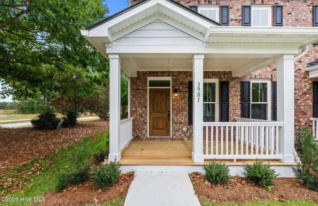 3901 Harkers Way photos photos