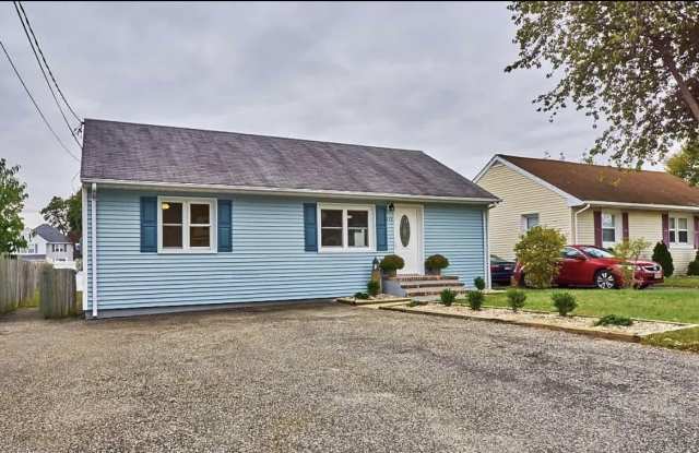 113 E Street photos photos