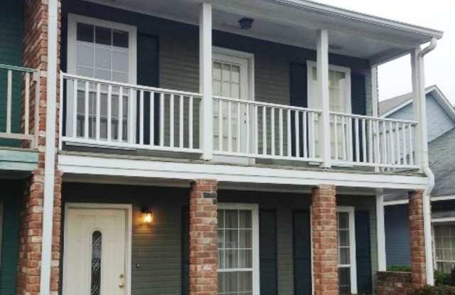 W/S/T included! Dbl garage! 2BR/2.5BA with washer, dryer and fridge! photos photos