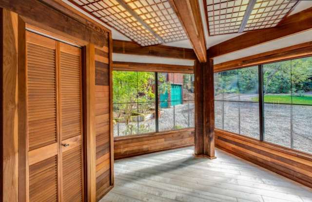 Beautiful 3 Bed 1 Bath Kneeland photos photos