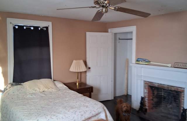 25 Main St - 25 Main Street, Hancock County, ME 04634