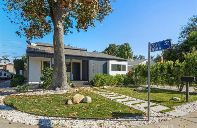 2536 Cotner photos photos