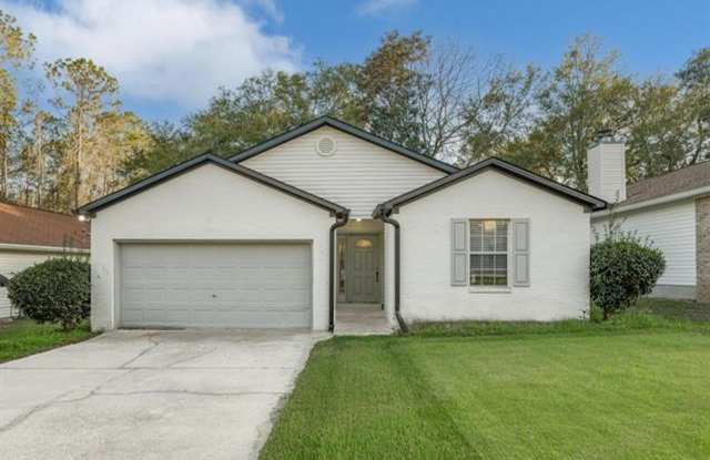 MODERN NW 3/2 w/ Garage, Washer/Dryer, Vaulted Ceilings, Stainless Steel Appliances, & Granite Counters! Avail NOW for $1800/month! photos photos