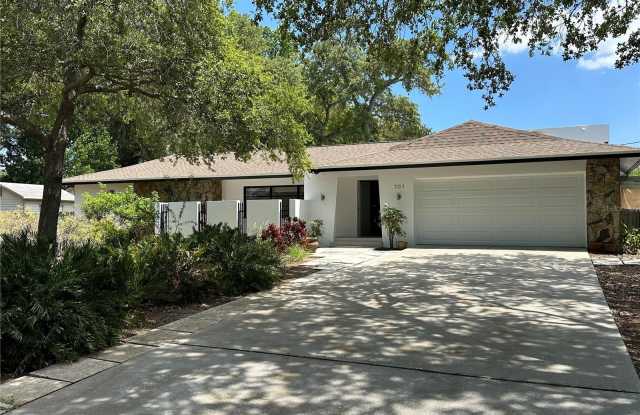701 BLUFF VIEW DRIVE - 701 Bluff View Drive, Belleair Bluffs, FL 33770