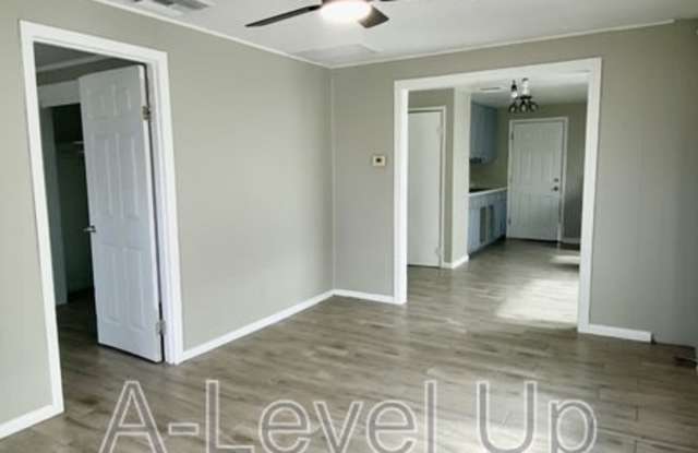5737 South Southland Boulevard Gallery 4