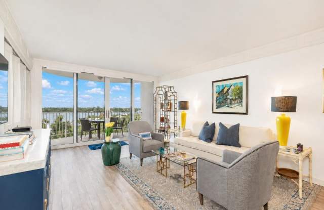 2295 S Ocean Boulevard Gallery 3