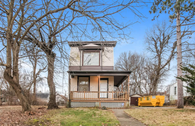 1409 Cedar Avenue - 1409 Cedar Avenue, Cincinnati, OH 45224