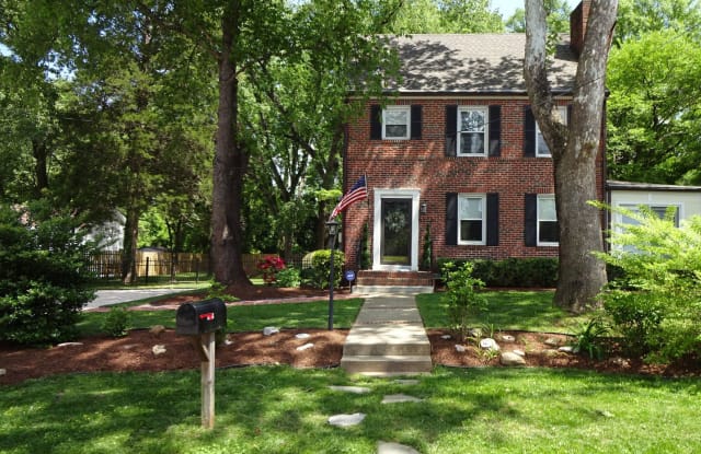 8325 Reddick Ave - 8325 Reddick Avenue, Mount Vernon, VA 22309