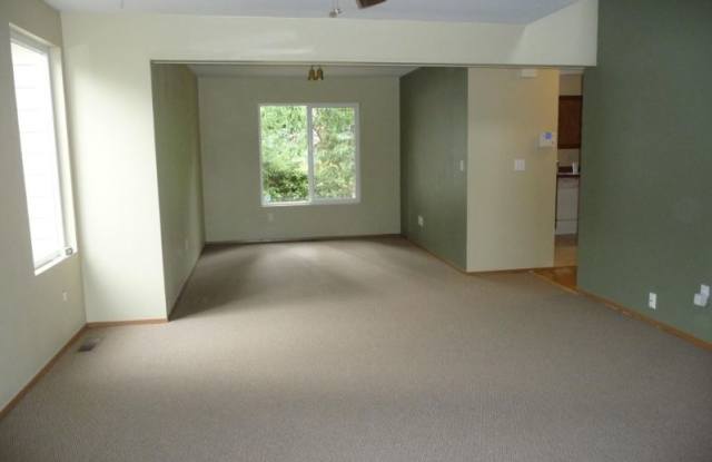 13766 Connor Loop Northwest Gallery 4