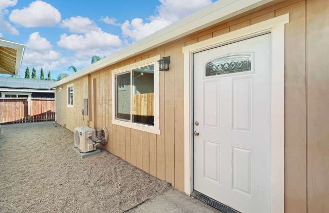 NEW BRENTWOOD CONSTRUCTION ADU! HIGHLY UPGRADED NEW KITCHEN  BATHROOM! 3 BEDROOMS  1 BATHROOM! SEPARATE ENTRY WITH PRIVATE YARD! photos photos
