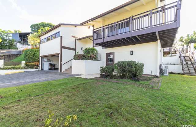 $4800 / 4 Bed / 2 Bath/ Enjoy beautiful panoramic ocean, mountain, sunset and Pearl Harbor views in Aiea Heights photos photos