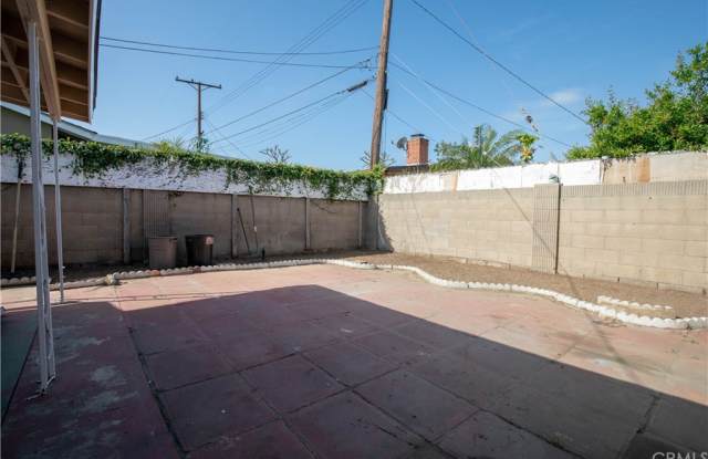 203 S Primrose Street Gallery 3