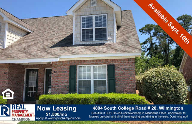 Immaculate Townhome near Monkey Junction Gallery 1