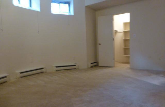 33 Saint Germain St. Gallery 2