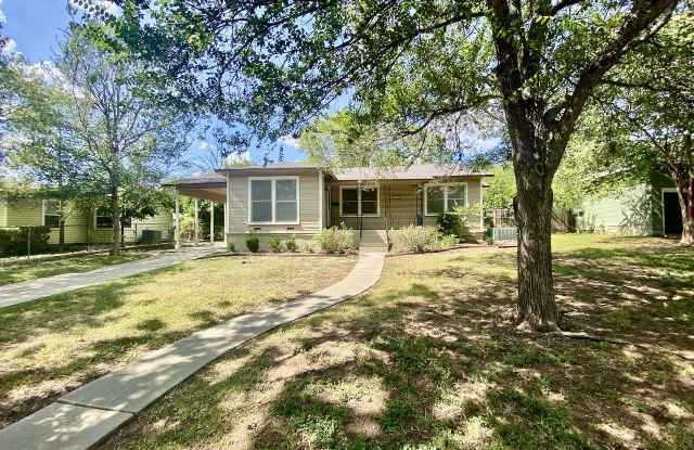 209 LYMAN DR photos photos