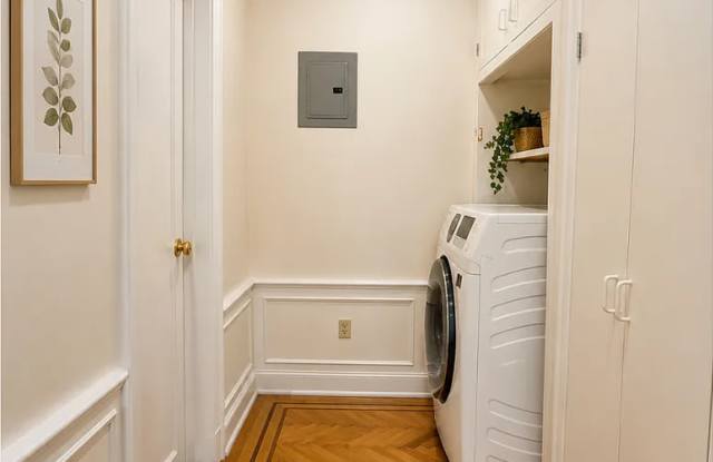 999 Beach 9th St Apt 1B Gallery 1
