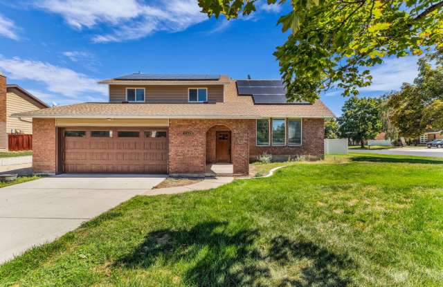 Spacious 4-Bedroom Home with RV Parking & HOA Pool photos photos