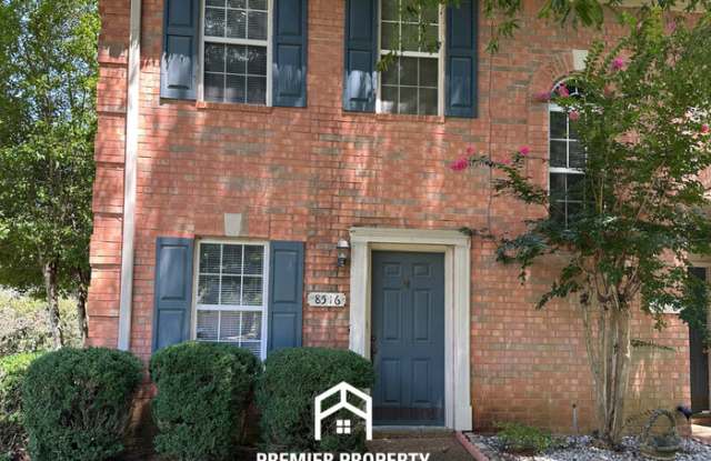 8516 Farmington Boulevard photos photos