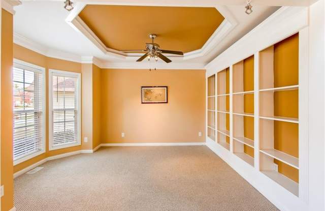 4523 Elsinore Circle Gallery 4