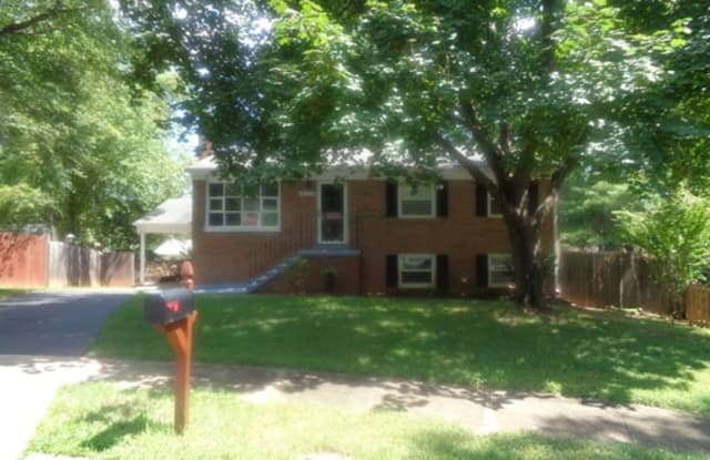 14153 Landon Lane - 14153 Landon Lane, Dale City, VA 22193