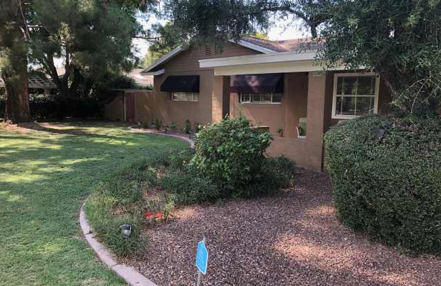 302 W ROYAL PALM Road Gallery 3