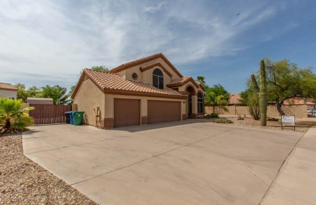 3226 N Ravine Gallery 2