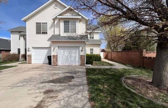 3 bed, 3 bath Twin-home photos photos