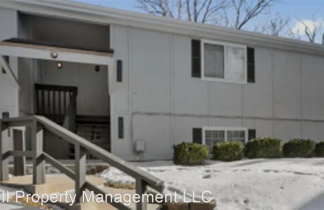 4721 Switzer St - 4721 Switzer Lane, Shawnee, KS 66203