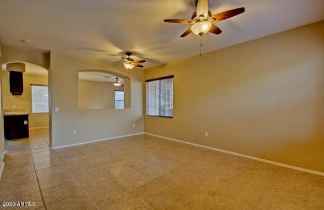 3002 W FERRUCCIO Place Gallery 3