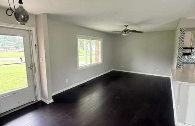 306 Tall Pine Road Gallery 2
