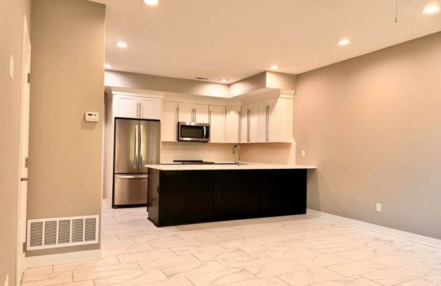 750 SE Westown Parkway photos photos