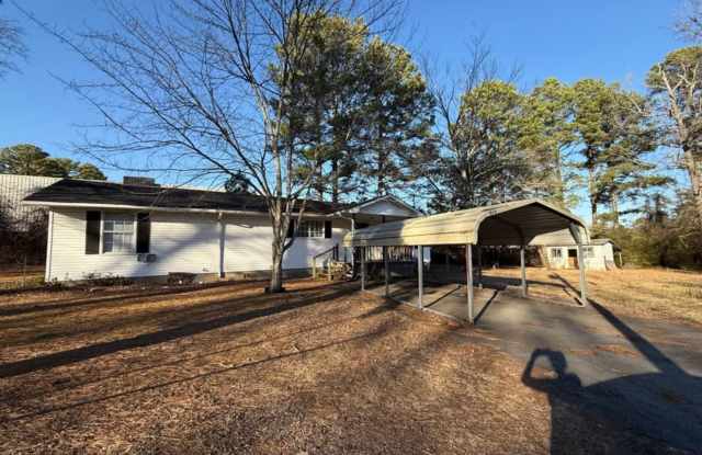 Charming Fully Remodeled 3-Bedroom, 1.5-Bathroom Home in Bryant – Modern Finishes and Large Yard! photos photos