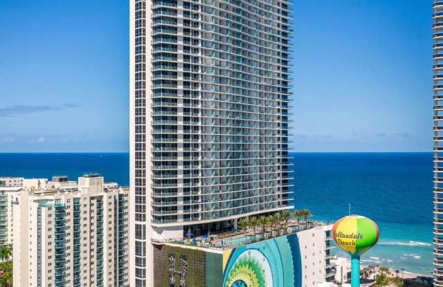 Seasonal Rental – Stunning Corner 1Bed/1Bath Unit with Breathtaking Ocean and Beach Views photos photos