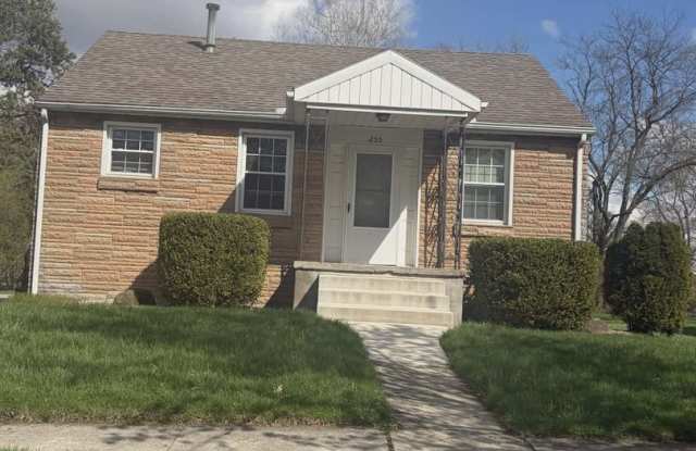 Five Bedroom Home Located Near BGSU photos photos