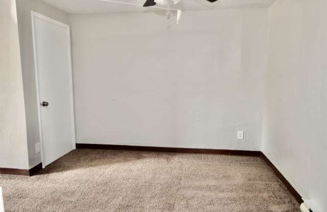110 OAK MANOR PLACE Gallery 4