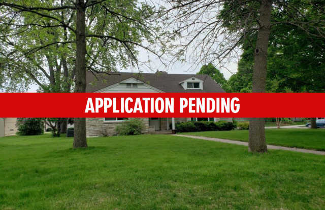 424 West River Street - 424 River Street West, Monticello, MN 55362