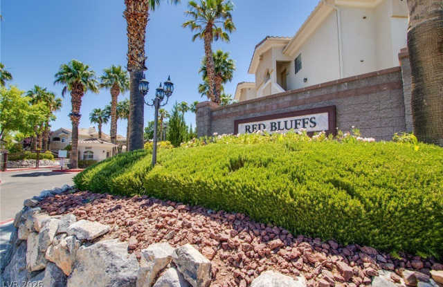 1521 Ruby Cliffs Lane photos photos