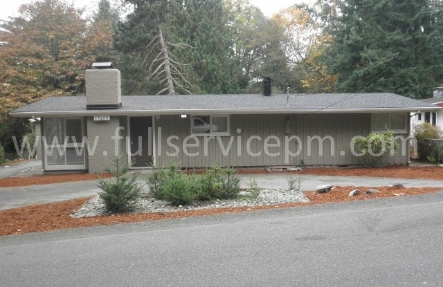 17609 38th Ave S - 17609 38th Avenue South, SeaTac, WA 98188