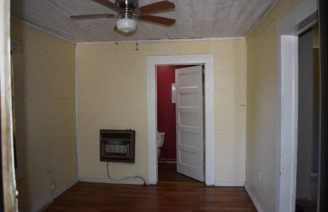 722 Parker Gallery 2