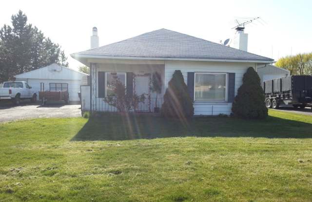 5720 S 800 W - 5720 S Susquehanna Dr, Murray, UT 84123