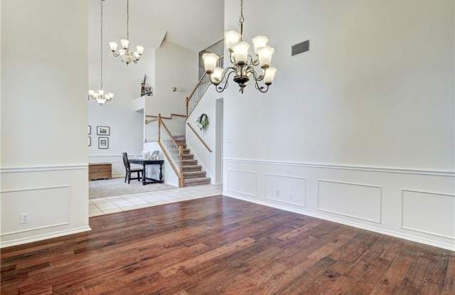1711 Fall Creek Drive photos photos