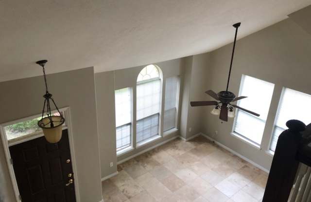 20810 Kings Clover Ct Gallery 2