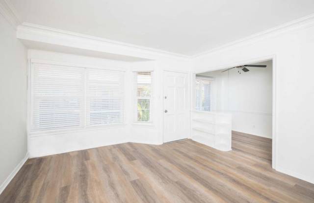 820-830½ S. Serrano Ave. Gallery 4
